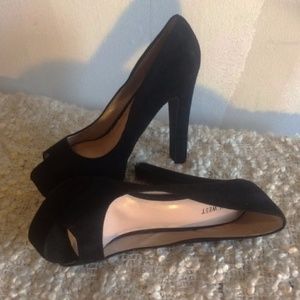 love these suede pumps with stacked heel